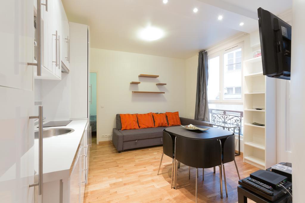 Bed & Breakfast Petits Champs