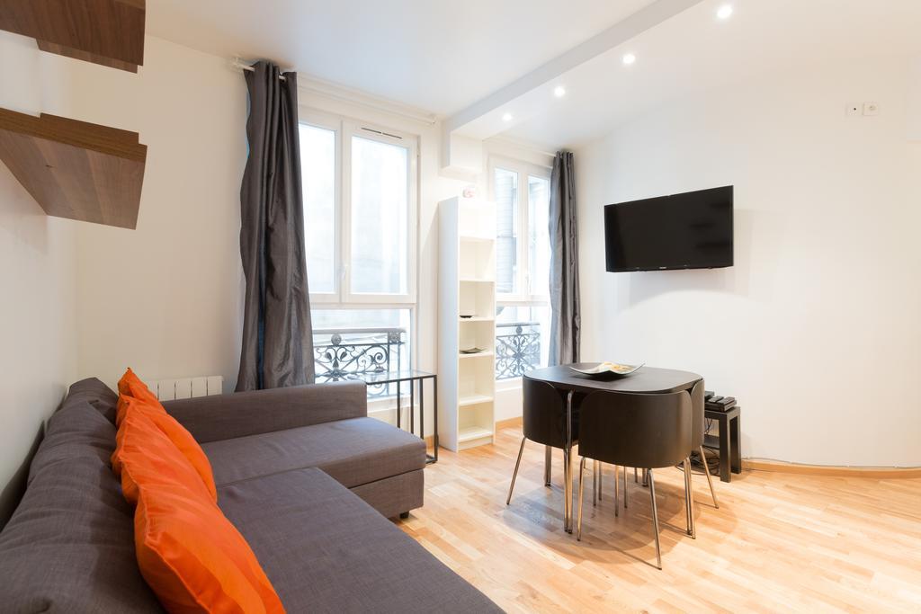 Petits Champs Bed & Breakfast