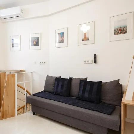 Petits Champs Bed & Breakfast Parigi