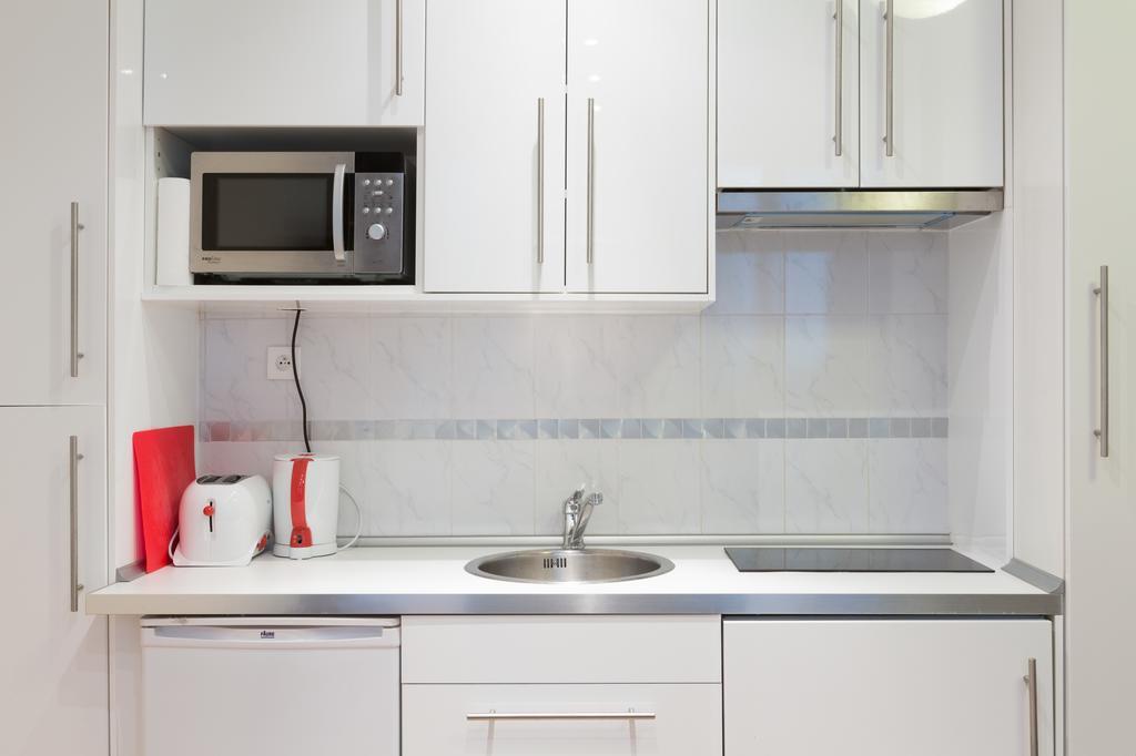 Bed & Breakfast Petits Champs Parigi