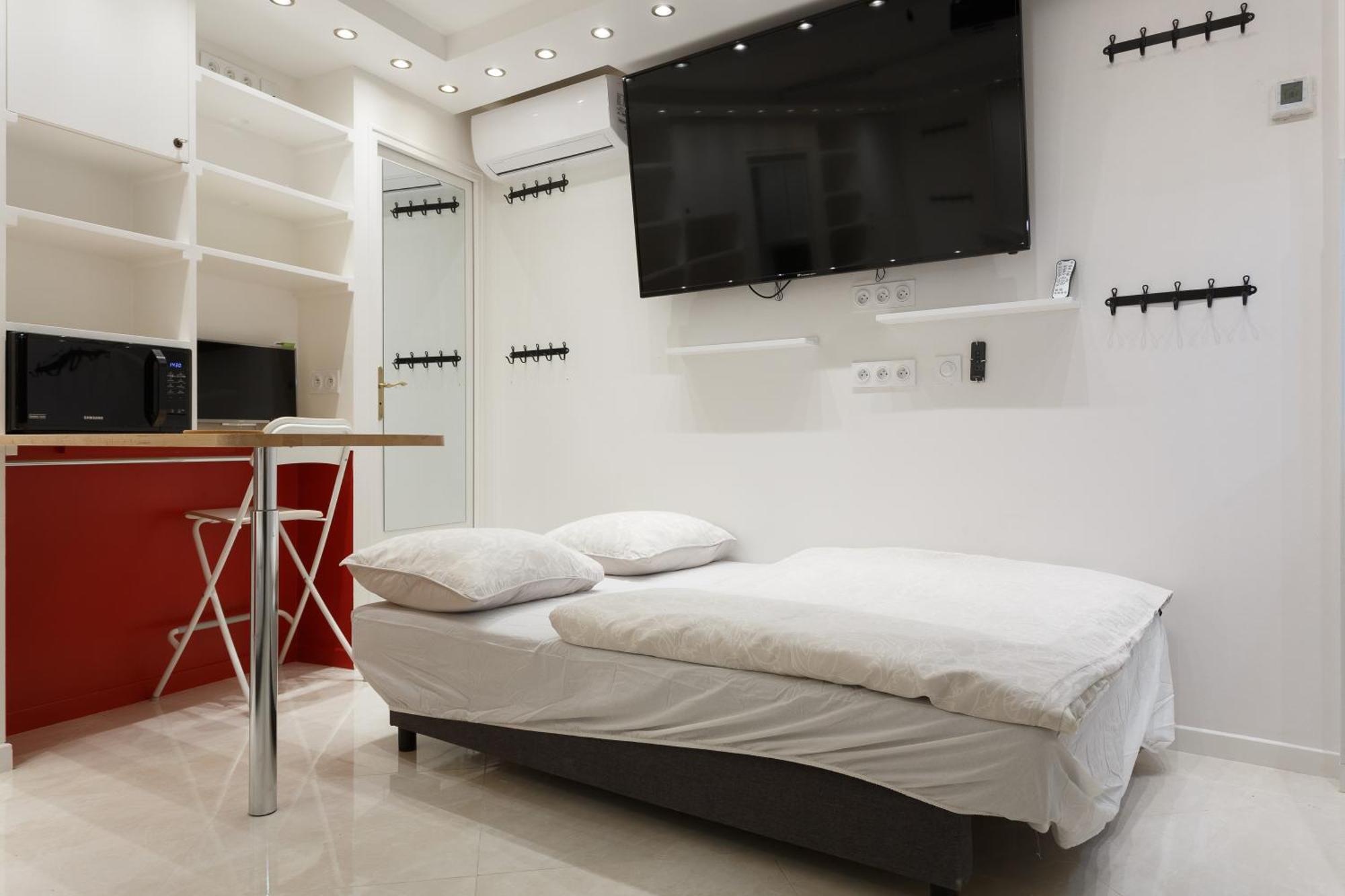 Petits Champs Bed & Breakfast Parigi