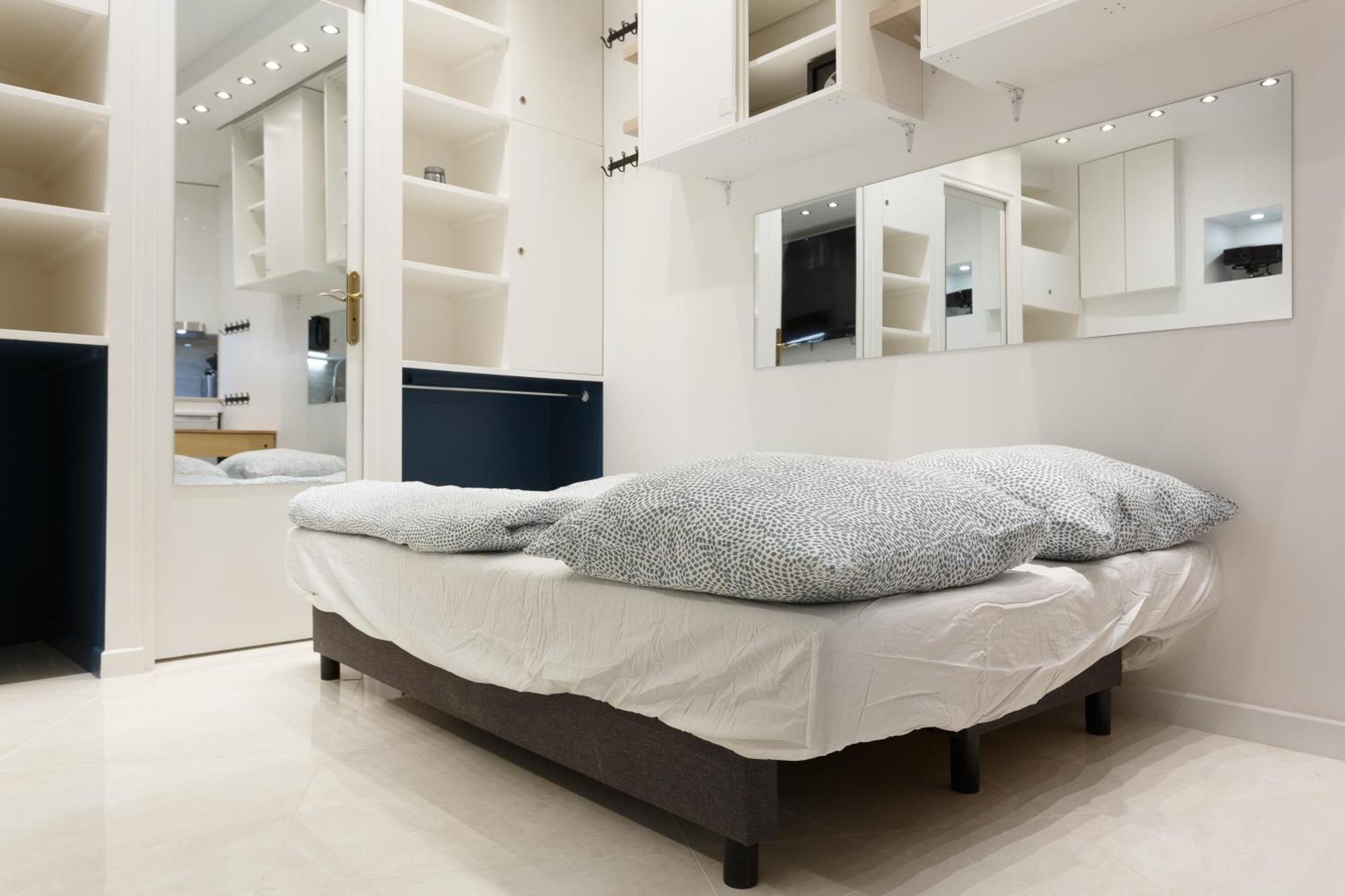 Bed & Breakfast Petits Champs Parigi